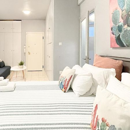 Cute 1Br Apt With Balcony In The Heart Of The City Atene Esterno foto