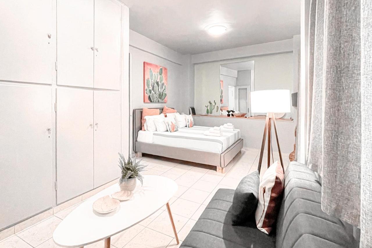 Cute 1Br Apt With Balcony In The Heart Of The City Atene Esterno foto