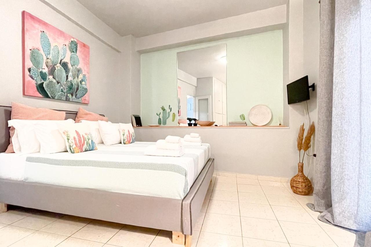 Cute 1Br Apt With Balcony In The Heart Of The City Atene Esterno foto