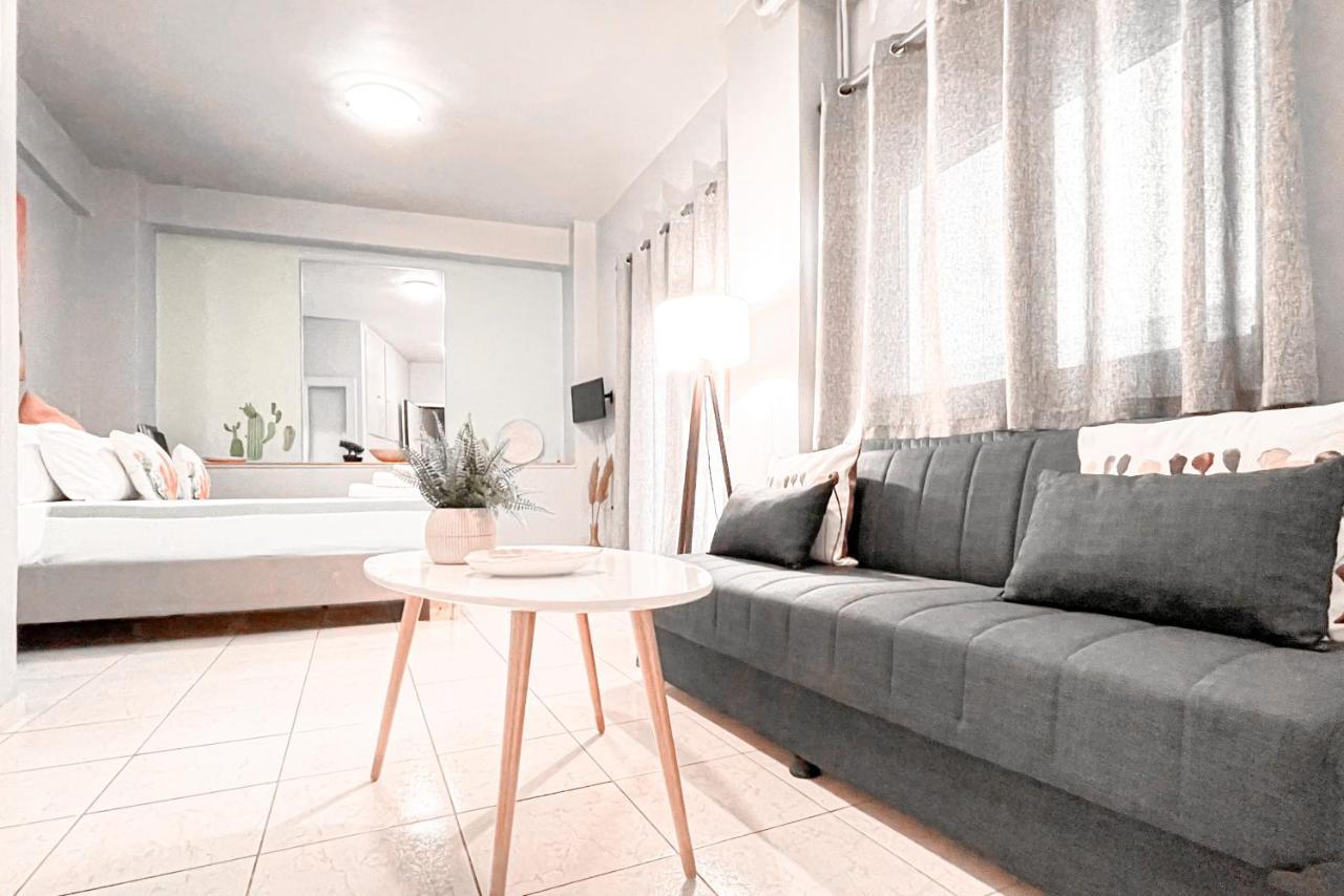 Cute 1Br Apt With Balcony In The Heart Of The City Atene Esterno foto
